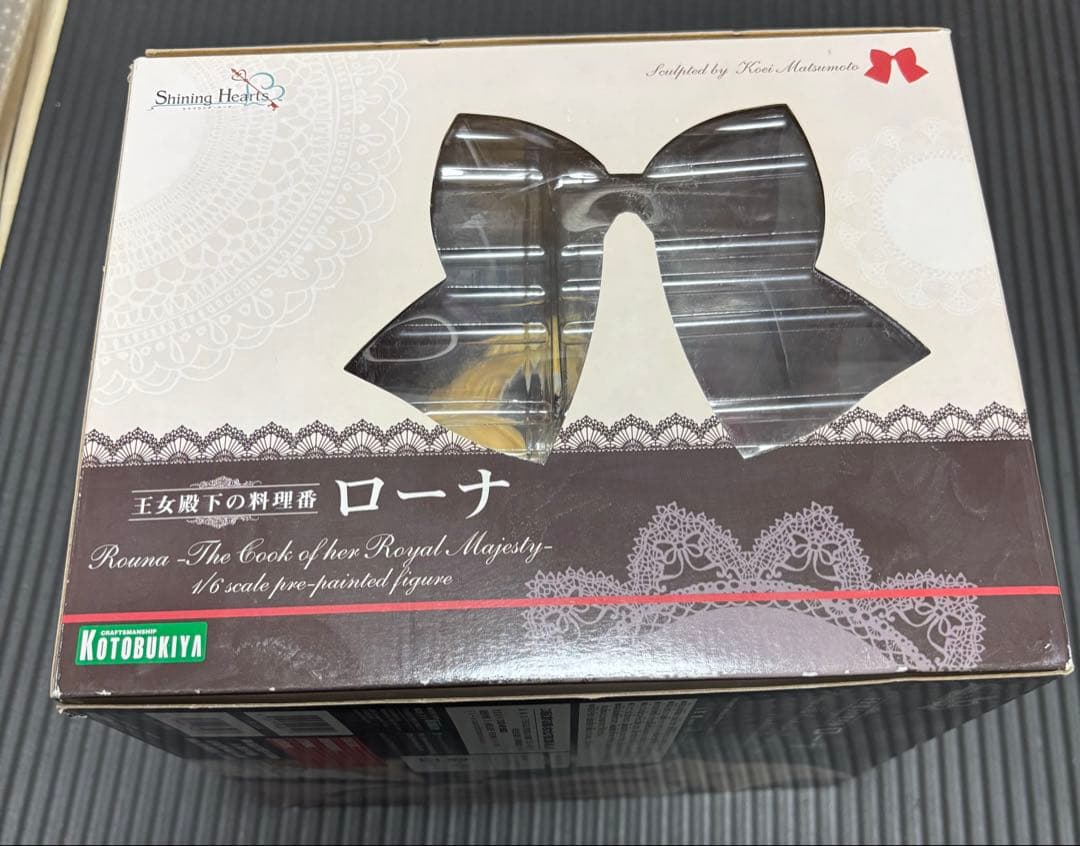 コトブキヤ　シャイニング・ハーツ　女王殿下の料理番　ローナ　1/6 フィギュア