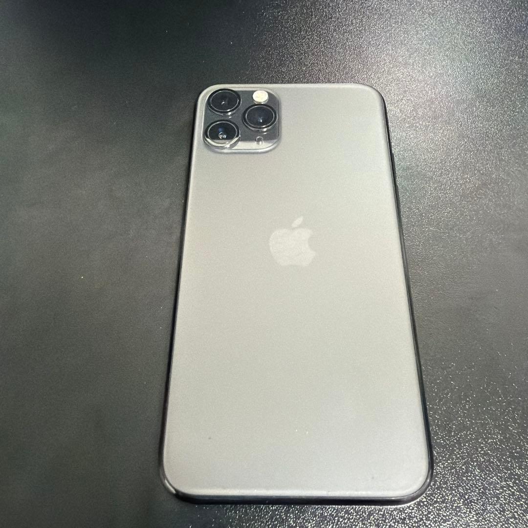 B*o様 Apple iPhone 11 Pro スペースグレー 本体