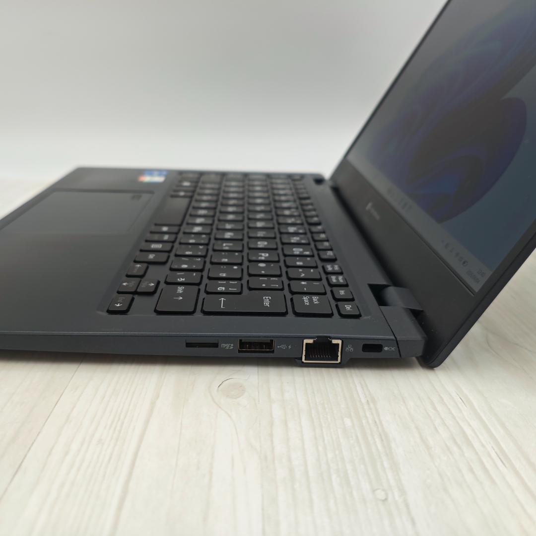 【整備済】新品液晶dynabook G83/KW 16/512GB 第12世代⑱