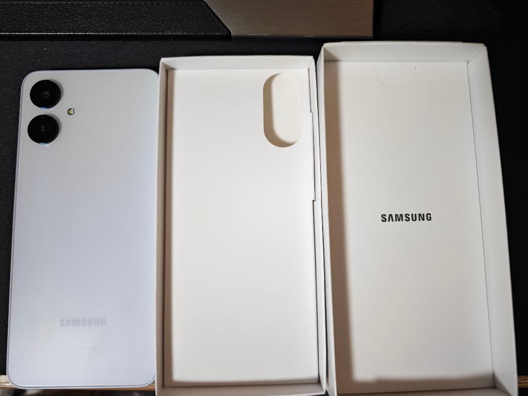 Samsung スマートフォン 本体 ホワイト