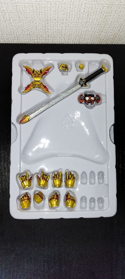 O*r様 S.H.Figuarts 真骨彫製法　仮面ライダーキバエンペラーフォー