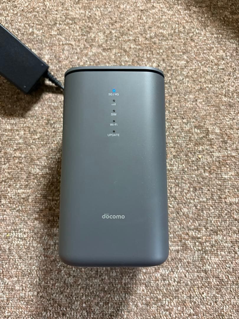 docomo  5G HR02 ドコモ ホームルーター ダークグレー