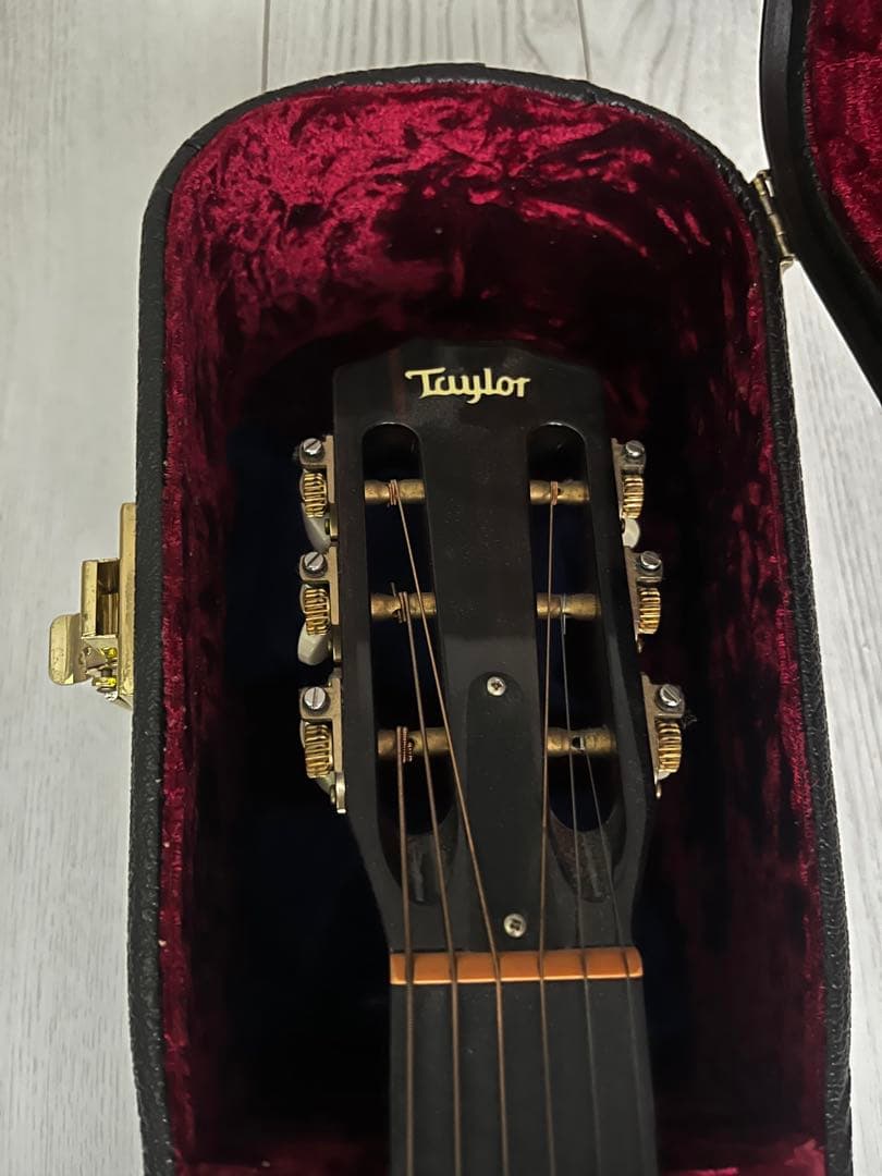 Taylor 510e ES2 アコースティックギター ハードケース付