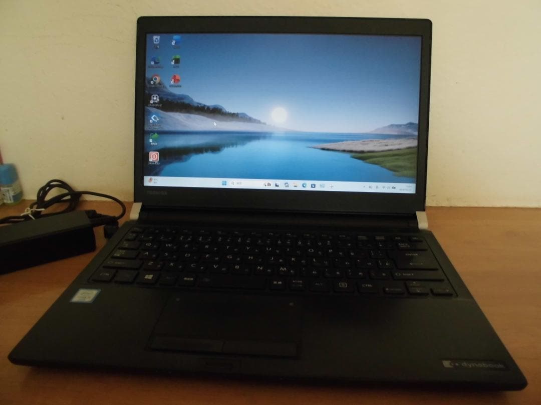 東芝 13.3\" dynabook R73/A i3-6100u 8GB