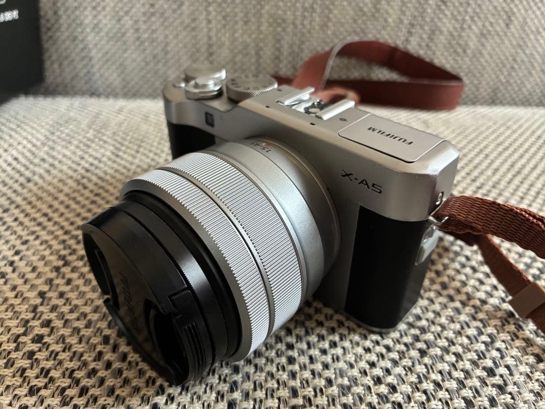 Fujifilm X-A5 ミラーレスカメラ　レンズキット　美品