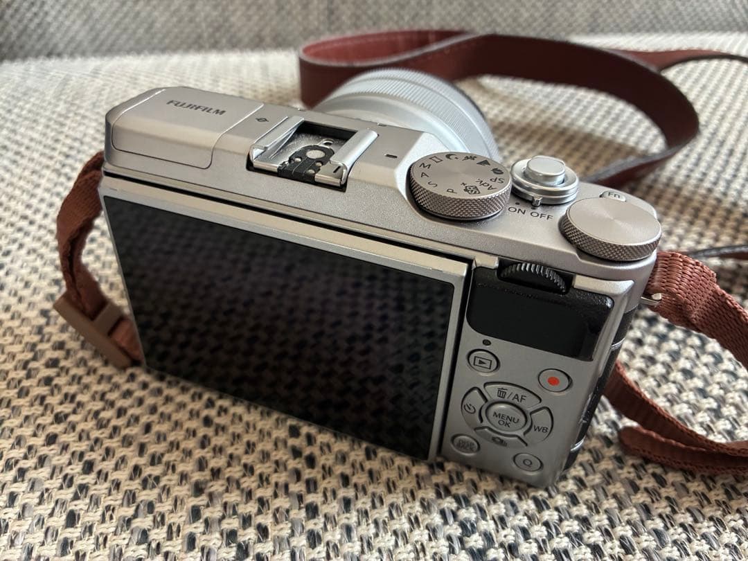 Fujifilm X-A5 ミラーレスカメラ　レンズキット　美品