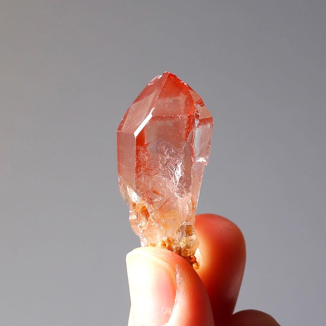 ディープピンクレムリアンシード 天然石 水晶 鉱物 一点物 クォーツ クリスタル