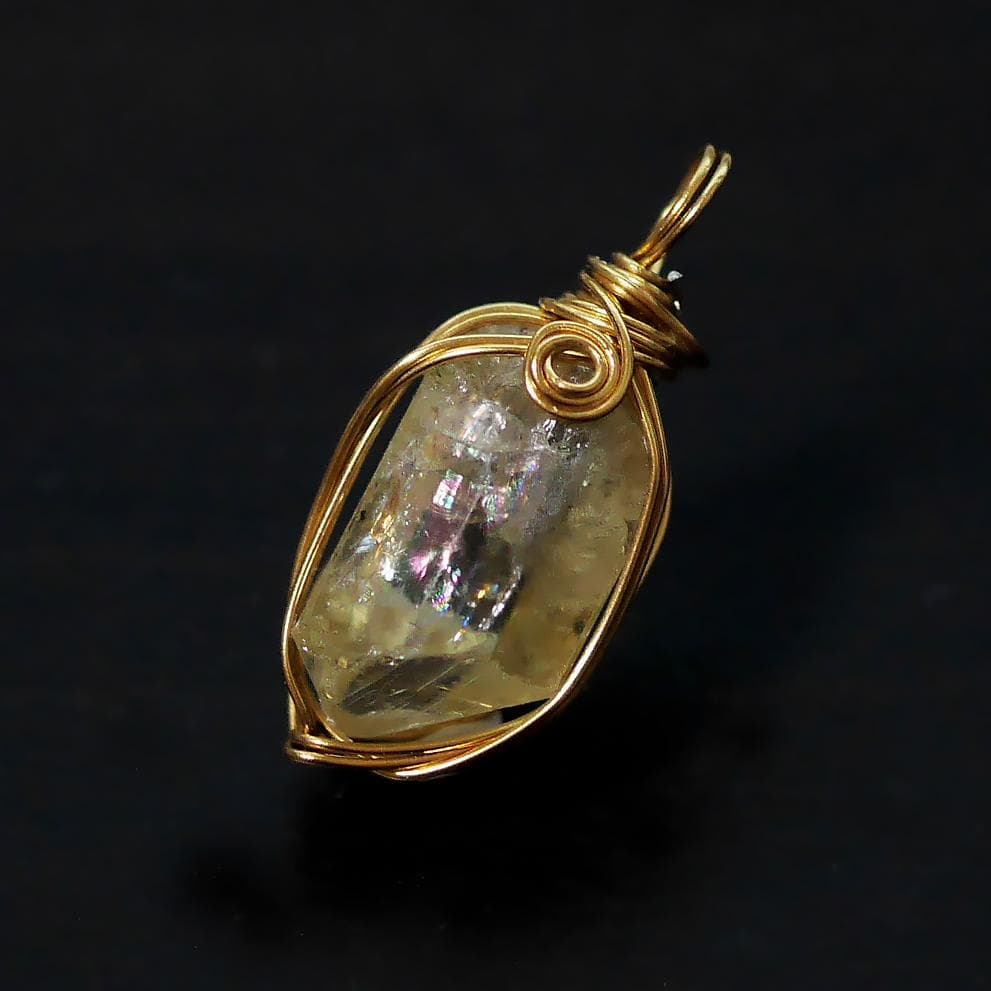 ワイヤー巻き☆宝石質 レインボー・イエローアパタイト・2（チェーン付）