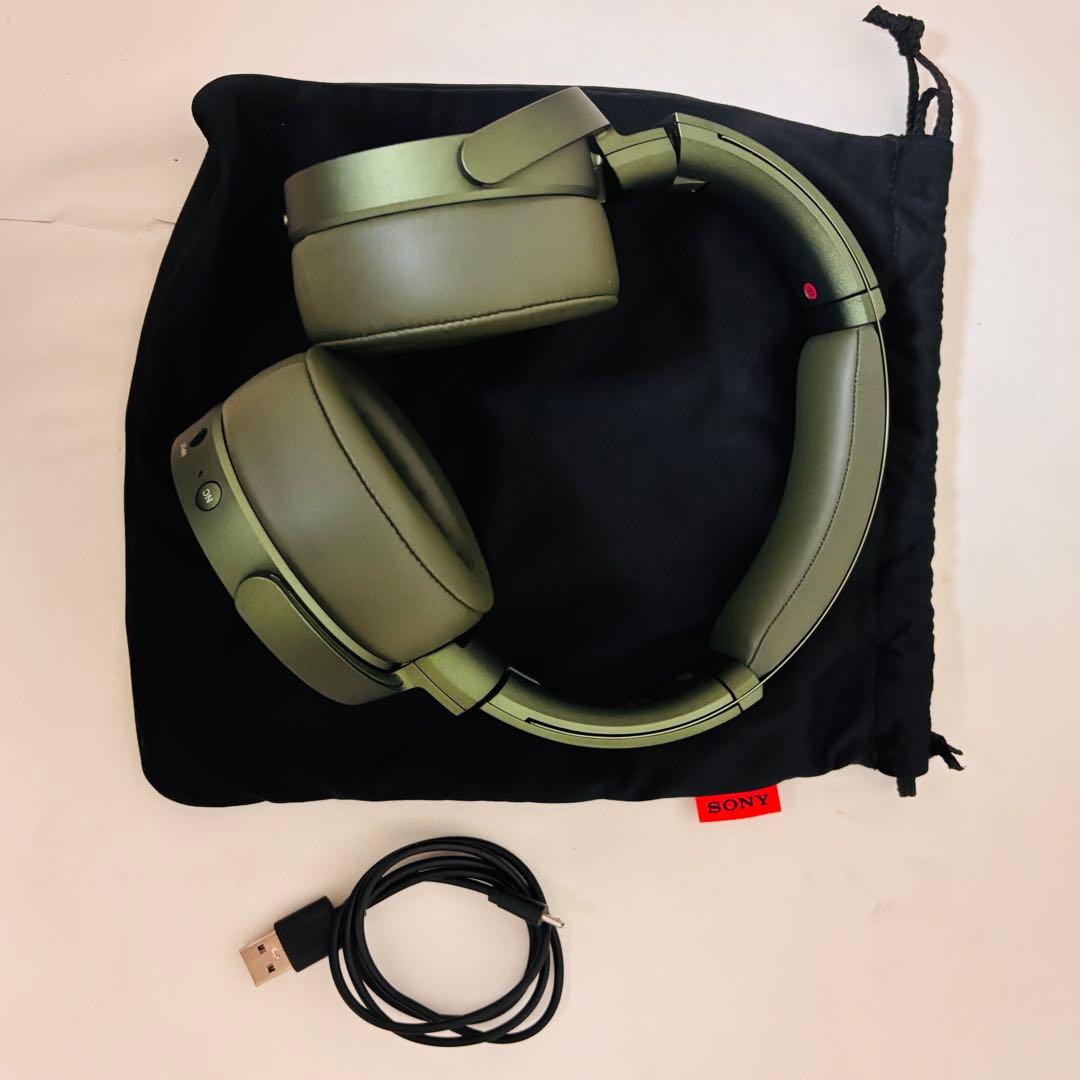 SONY ワイヤレスヘッドホン グリーン　MDR-XB950N1