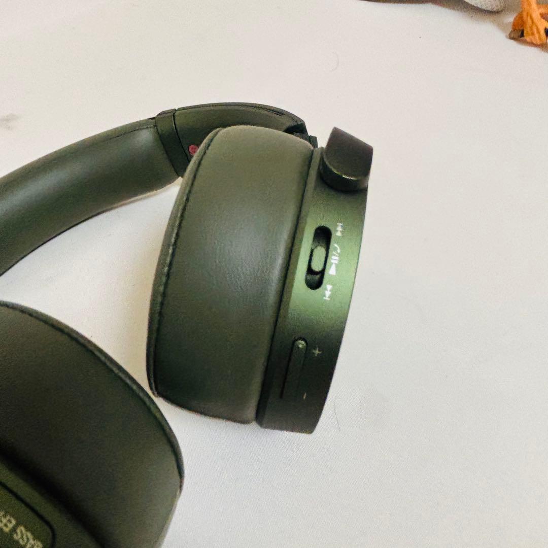 SONY ワイヤレスヘッドホン グリーン　MDR-XB950N1
