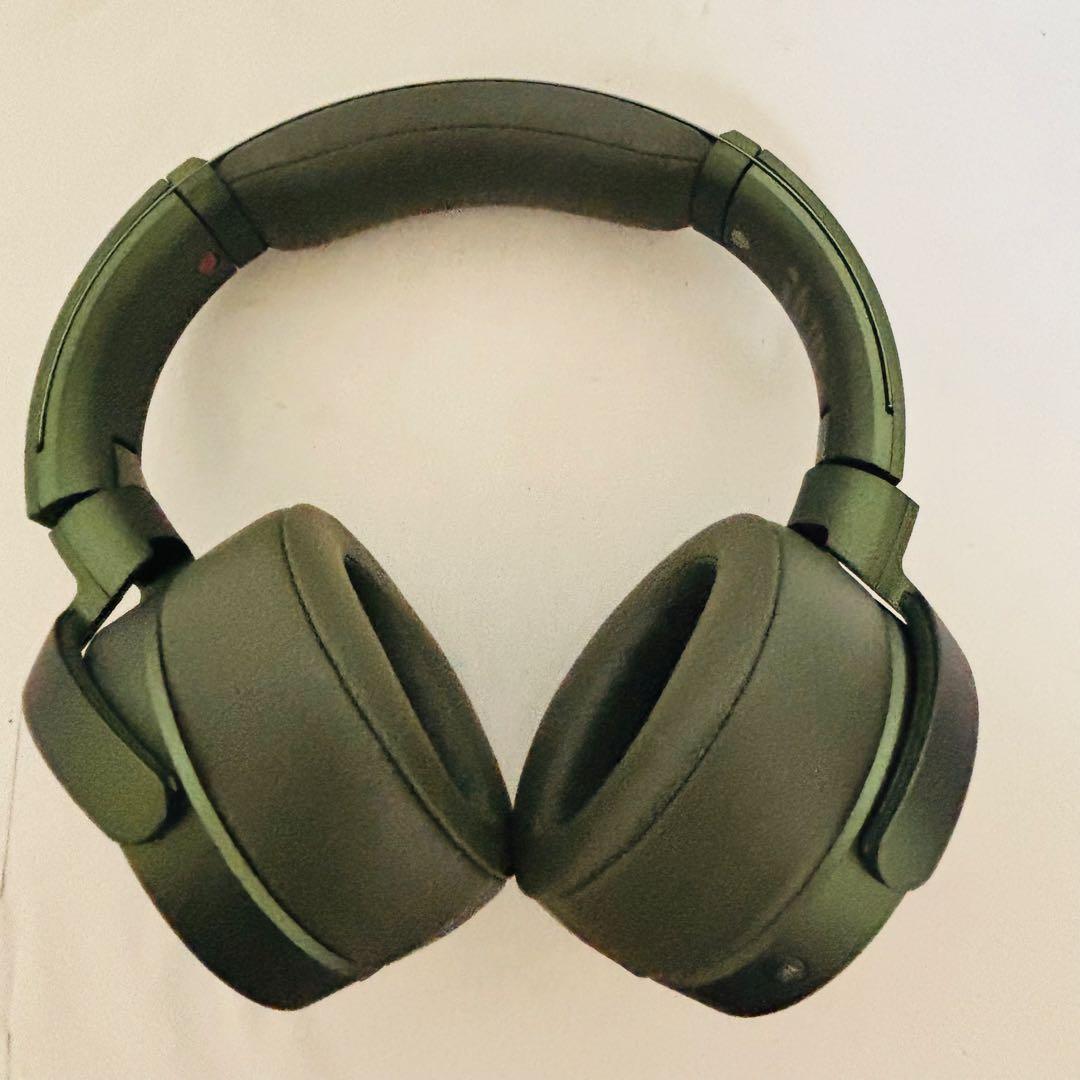 SONY ワイヤレスヘッドホン グリーン　MDR-XB950N1