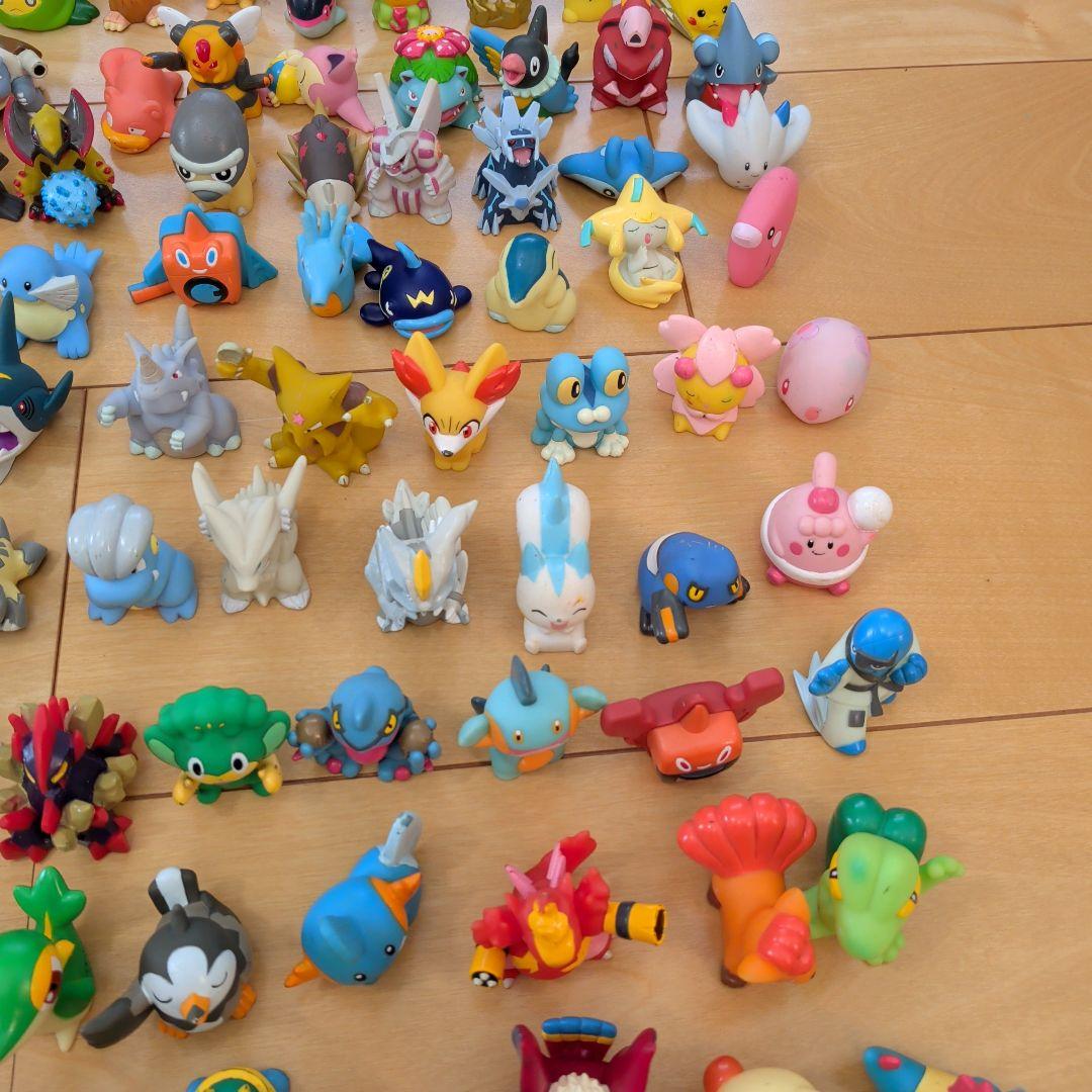川本ジ　任天堂 ポケモン キッズ 指人形 350個 以上 まとめ売り