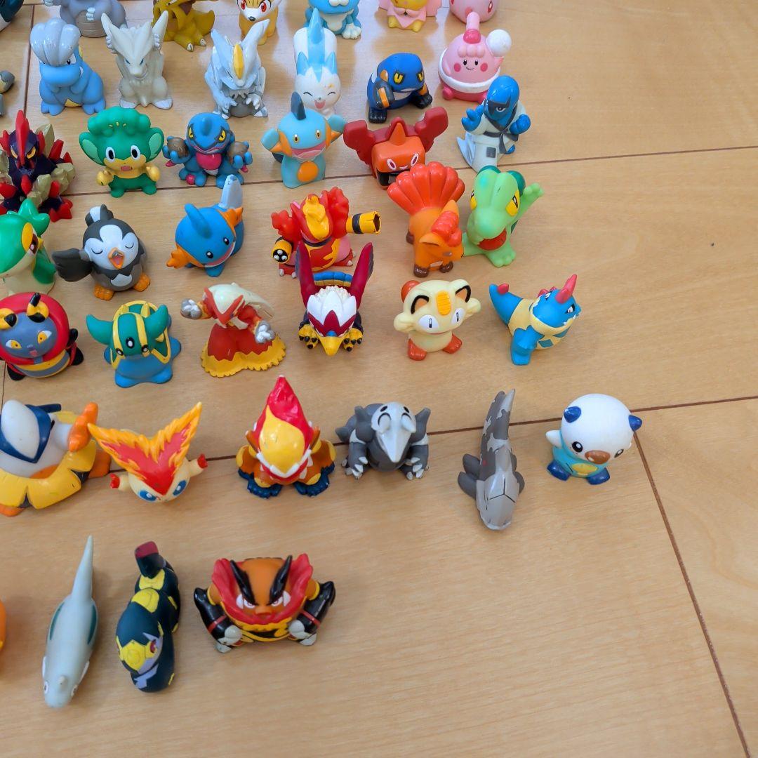 川本ジ　任天堂 ポケモン キッズ 指人形 350個 以上 まとめ売り