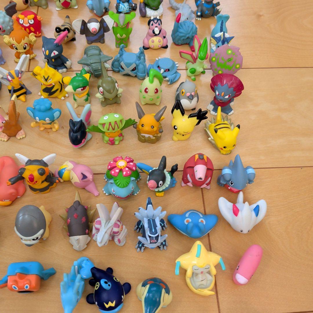 川本ジ　任天堂 ポケモン キッズ 指人形 350個 以上 まとめ売り