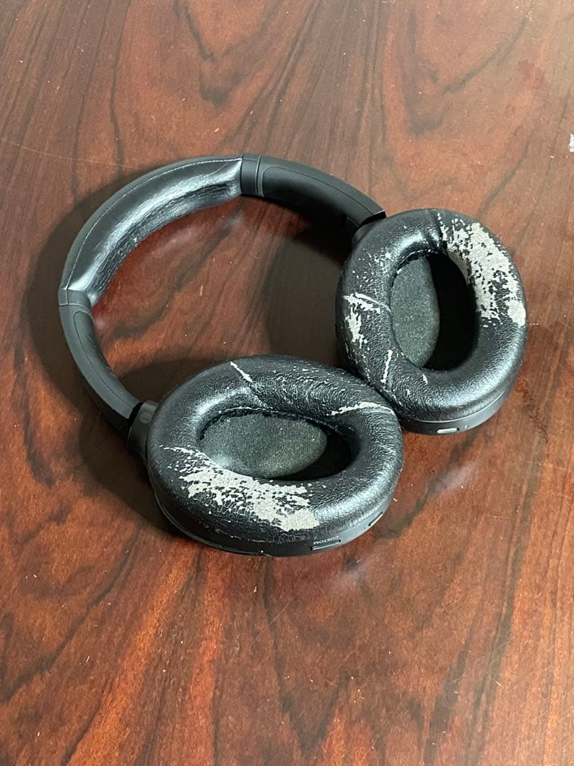 SONY ワイヤレスヘッドホン （WH-1000XM4）