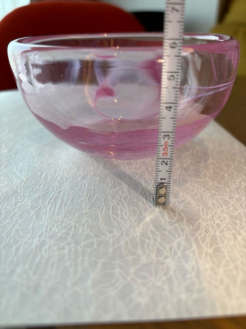 ももいろ　ボウル　直径約10.5㎝　高さ約5.8㎝　ピンク　型を使わない宙吹き