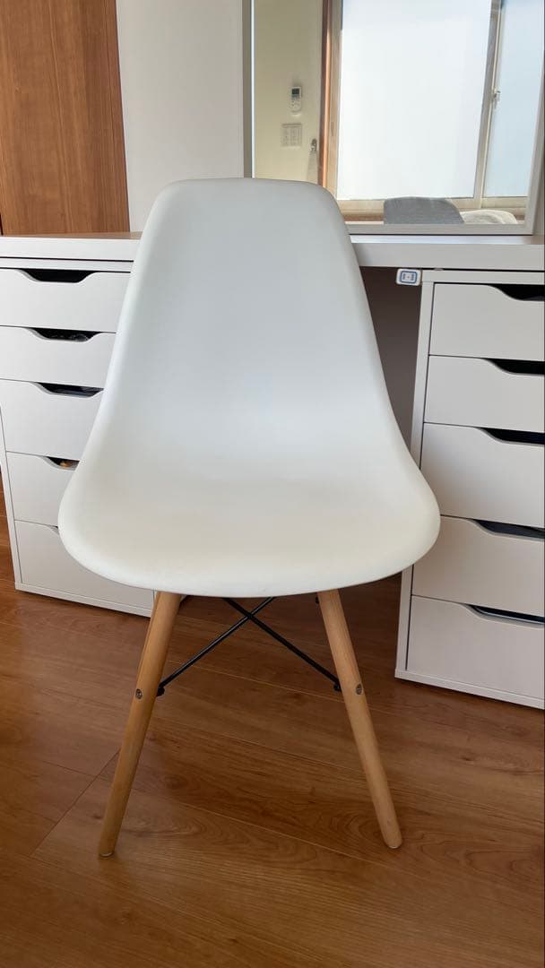 ホワイト木製ドレッサー・鏡台　IKEA 学習机にも！！
