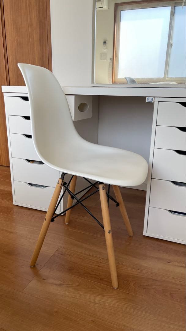 ホワイト木製ドレッサー・鏡台　IKEA 学習机にも！！