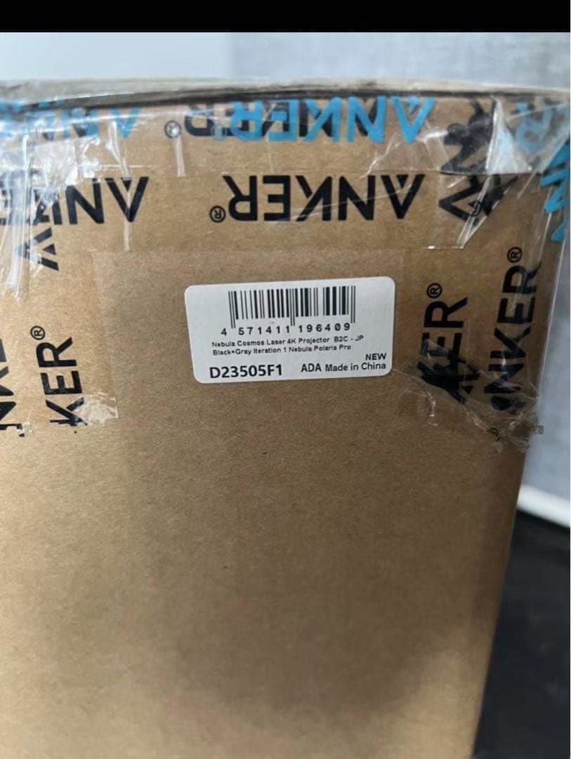 新品未開封　Anker Nebula Cosmos Laser 4K