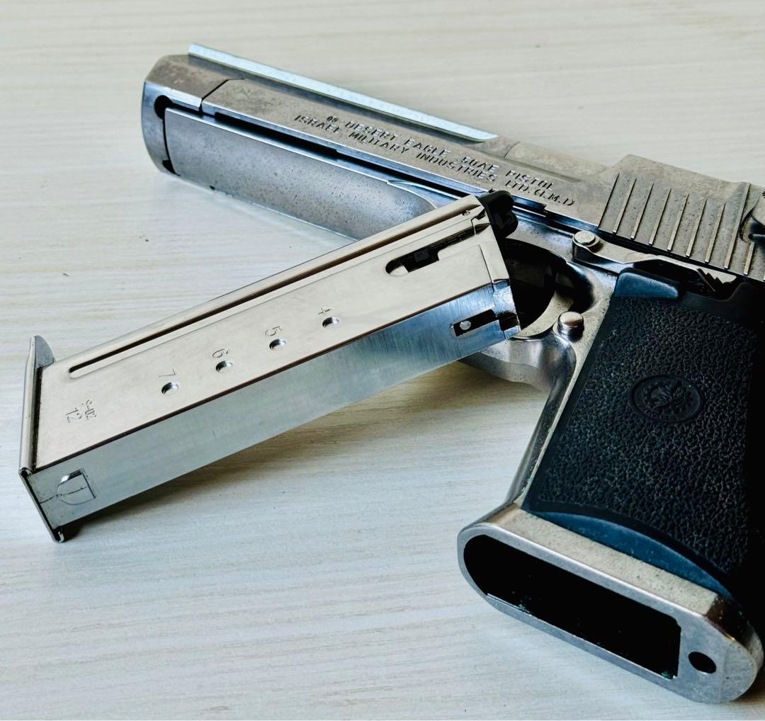 モデルガン　デザートイーグル　ブローバック式