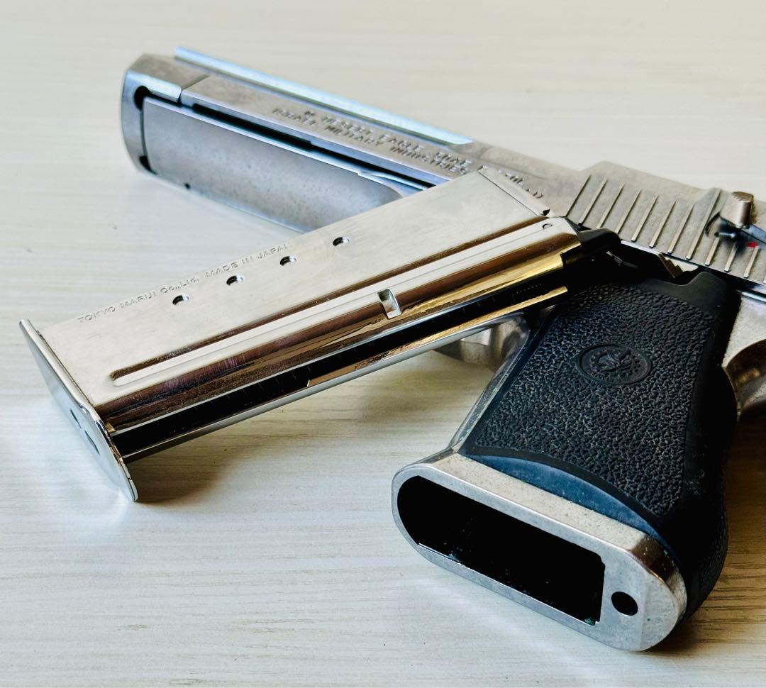 モデルガン　デザートイーグル　ブローバック式