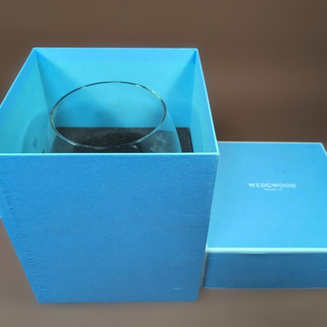  ワイルドストロベリー花瓶