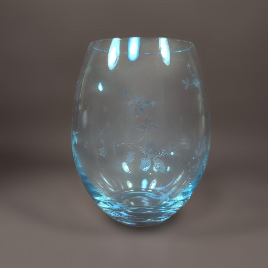  ワイルドストロベリー花瓶