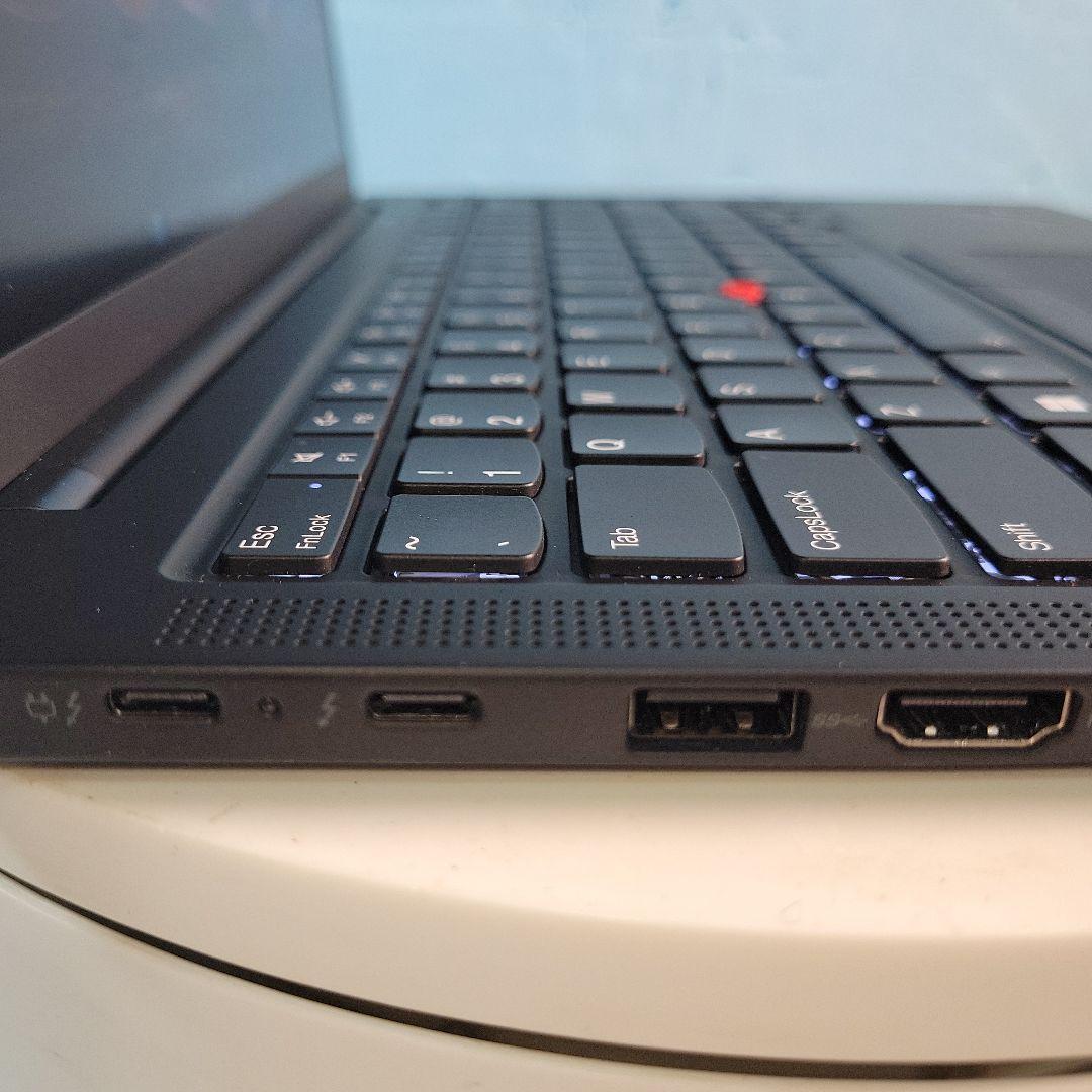 Windowsノート本体 Lenovo ThinkPad X1 Carbon Gen9