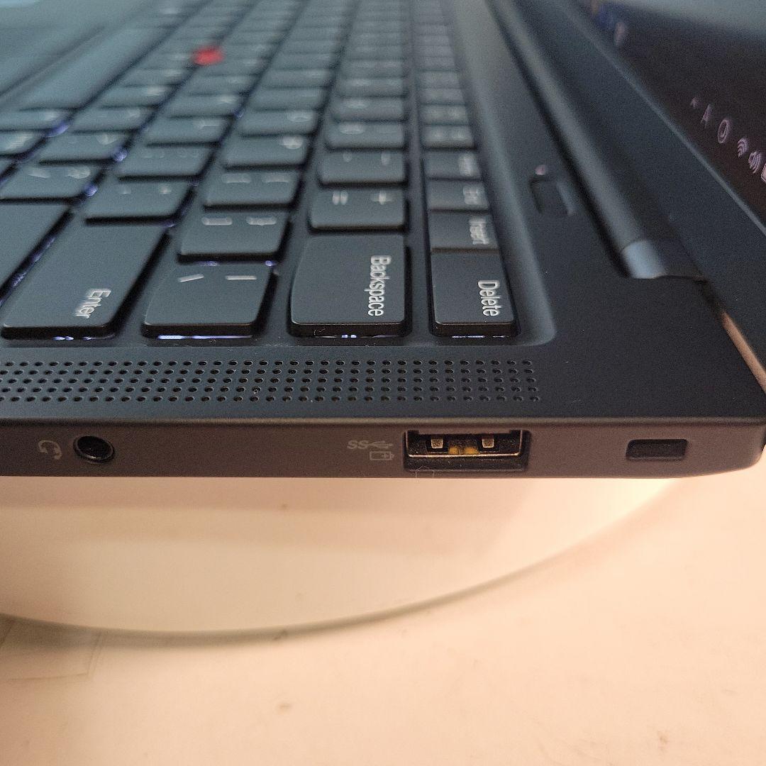 Windowsノート本体 Lenovo ThinkPad X1 Carbon Gen9