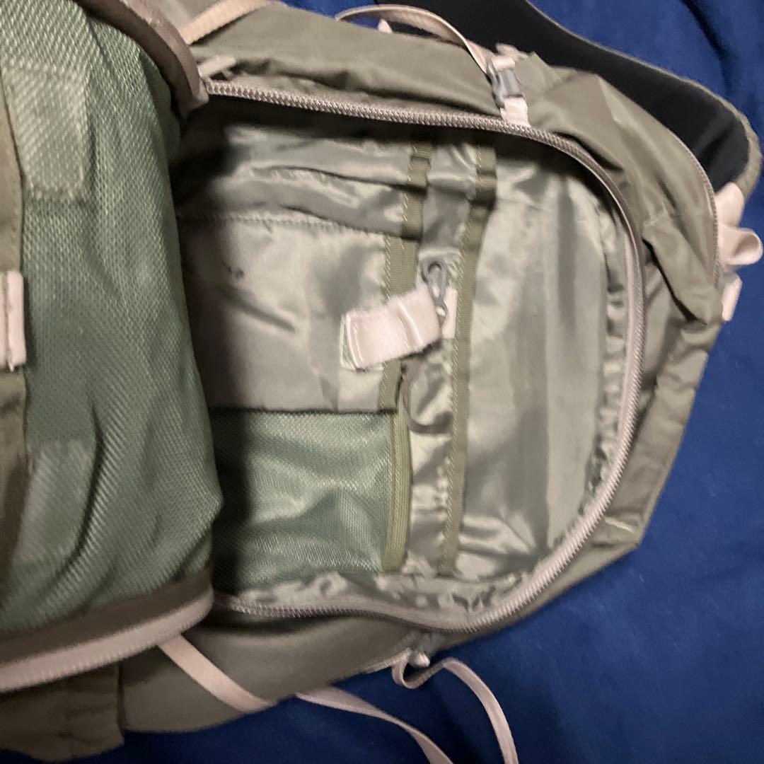 F/CE エフシーイー　バックパック　リュック　カーキROBIC DAYTRIP