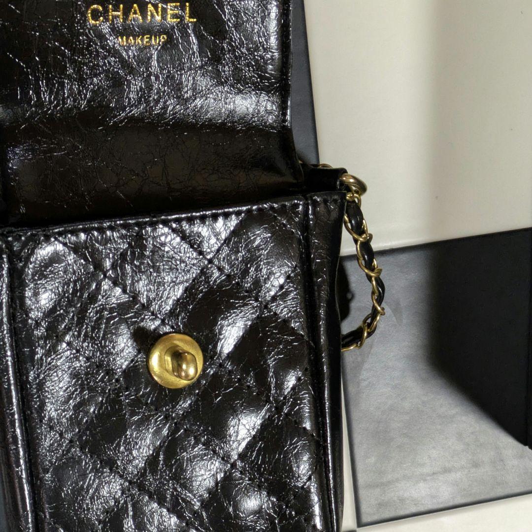 美品【即日発送❤】 非売品 CHANEL VIPノベルティ スマホショルダー