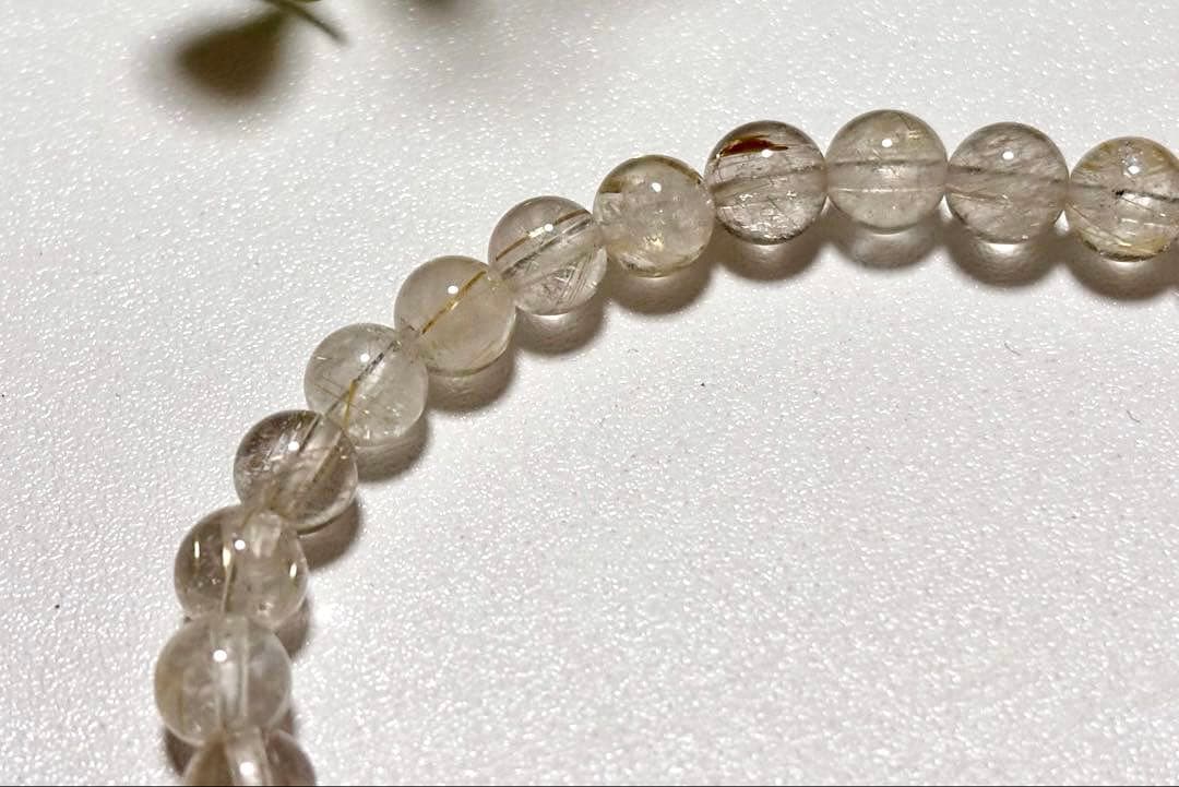 感謝特価　究極品質　超希少幻の銘石　幻の山梨乙女鉱山産ゴールドルチルクォーツ