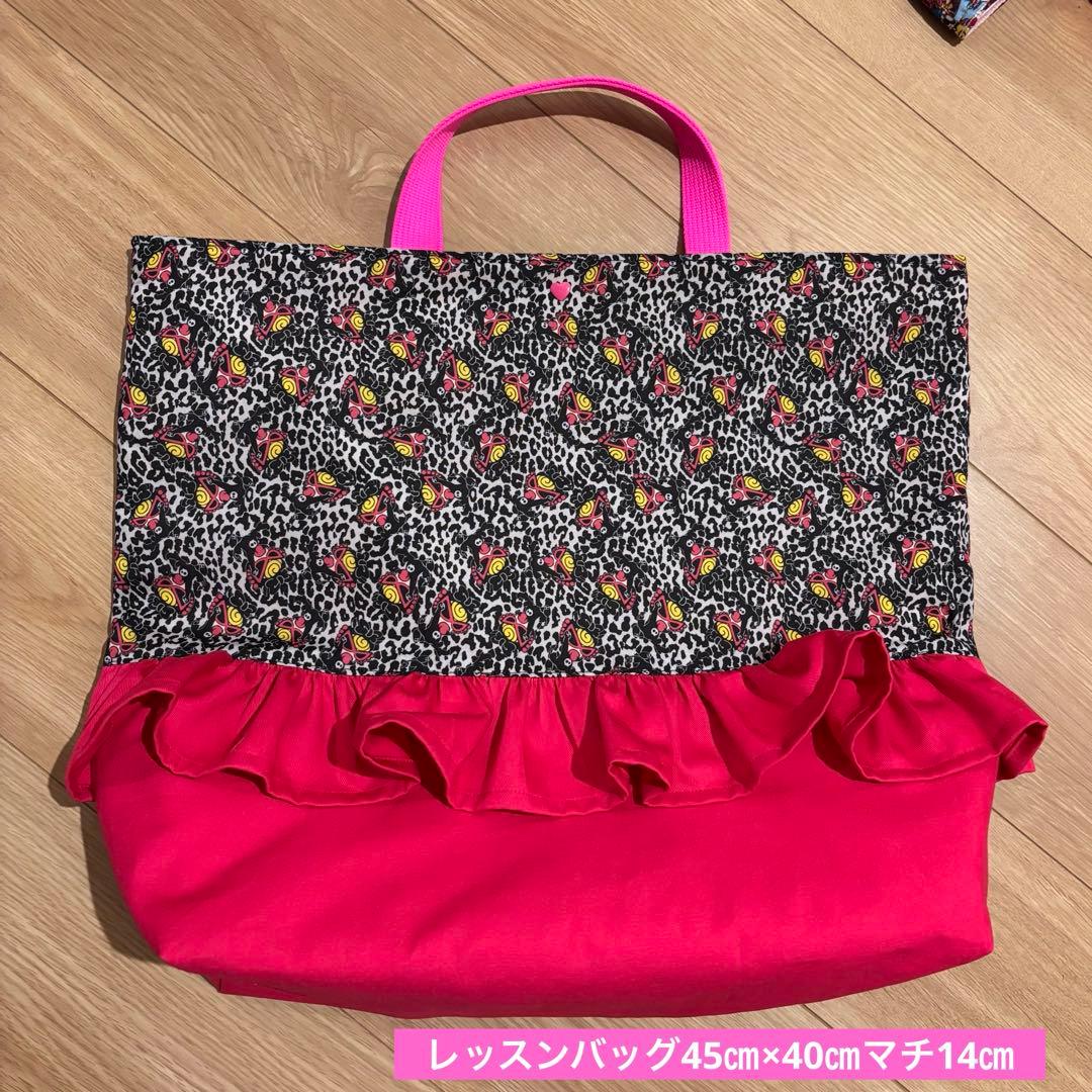 【にゃん】