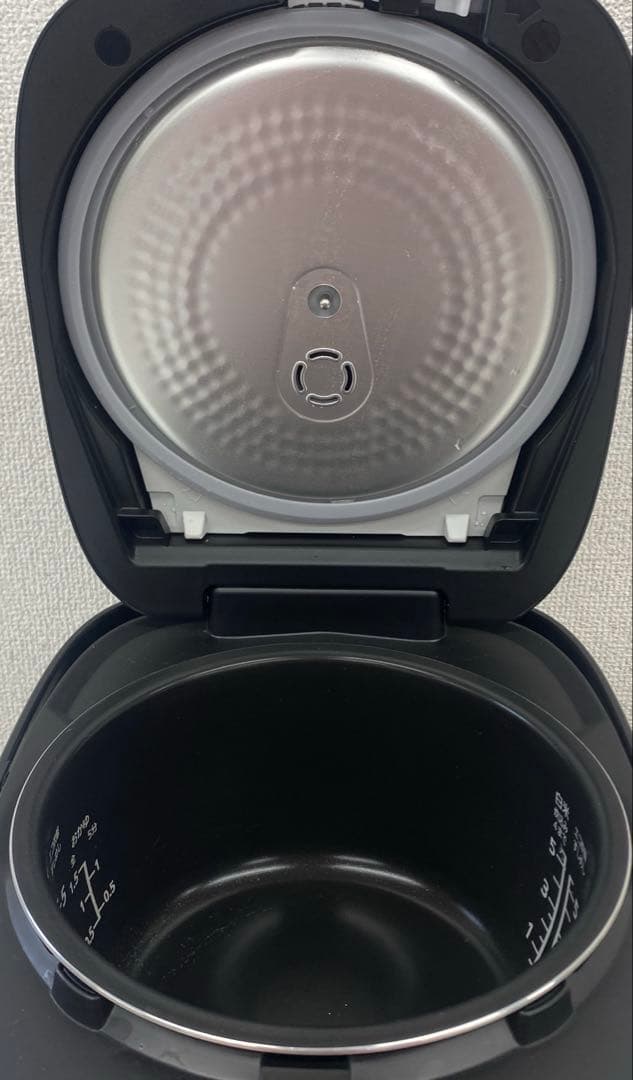 Panasonic パナソニック SR-FE101 IH炊飯器 2023年製