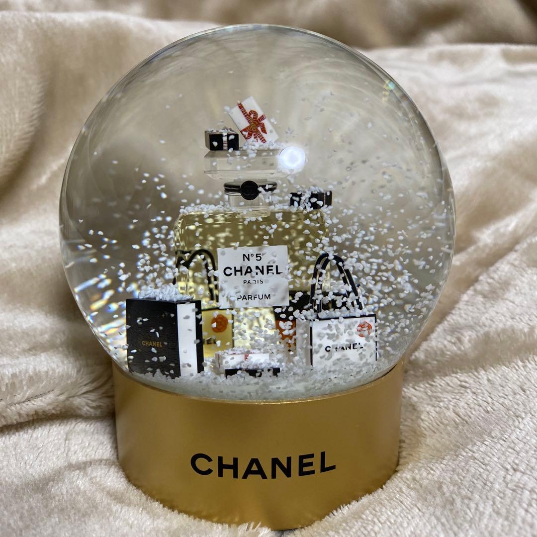 CHANEL2021年スノードーム