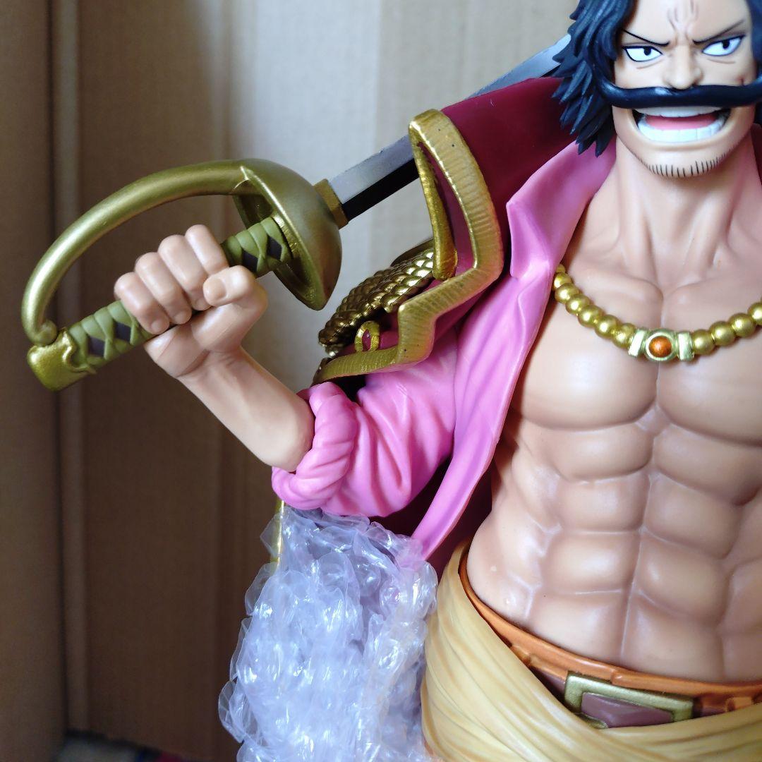 ワンピース　バンプレくじ PREMIUM ゴールド・D・ロジャー A賞