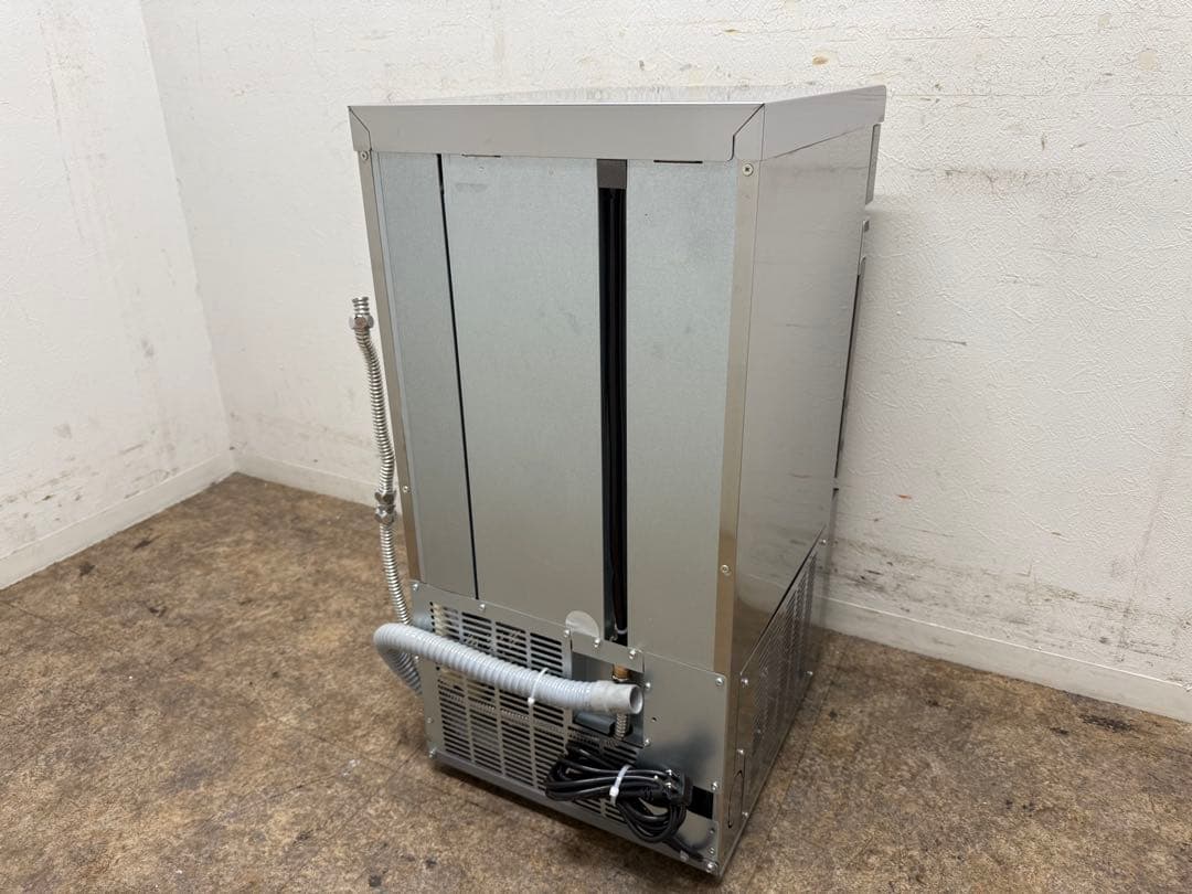 美品　パナソニック　製氷機　キューブアイス　２０２５年製　SIM-AS２５００