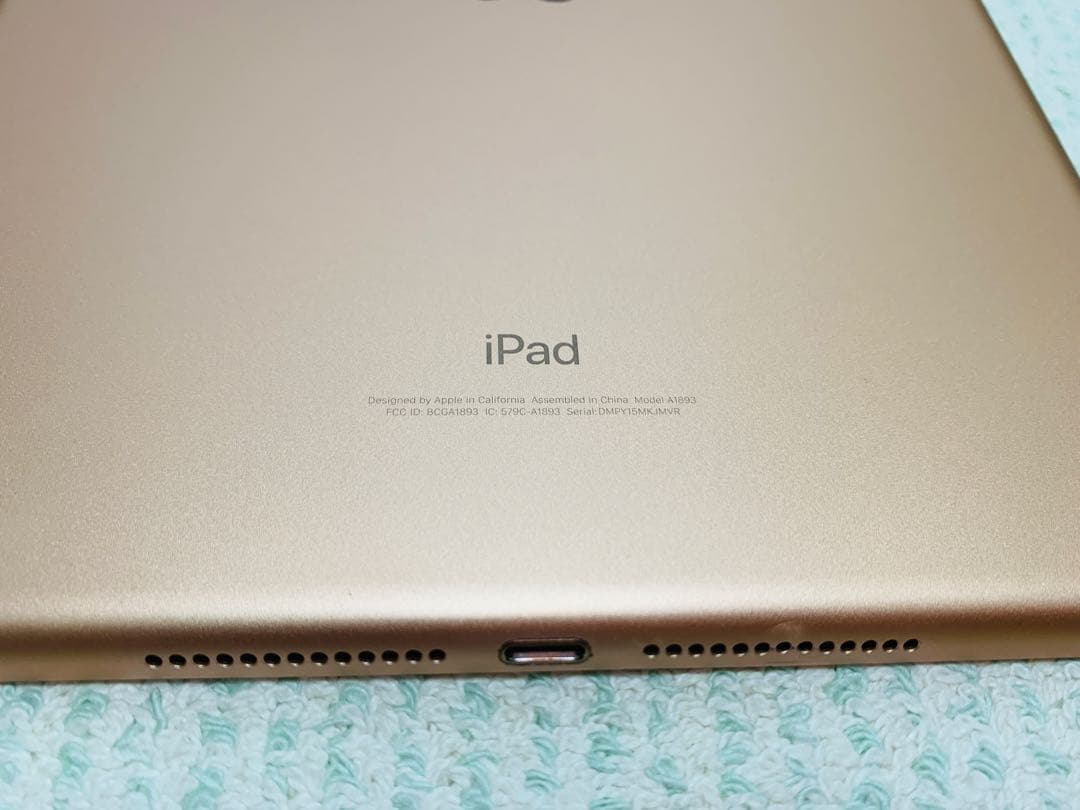 iPad 第6世代（ローズゴールド）