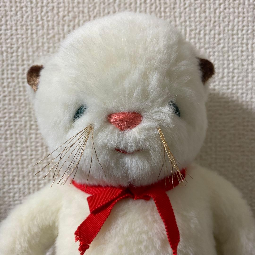 ハンドメイドぬいぐるみ作家そぼろ様作品　しろねこ　ぬいぐるみ　　♡レア♡