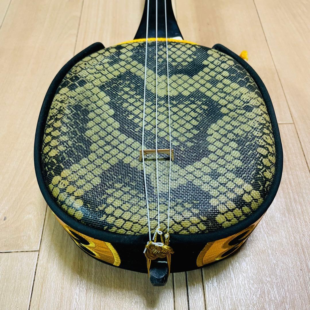 沖縄三線　三線　人工皮　ケース付き