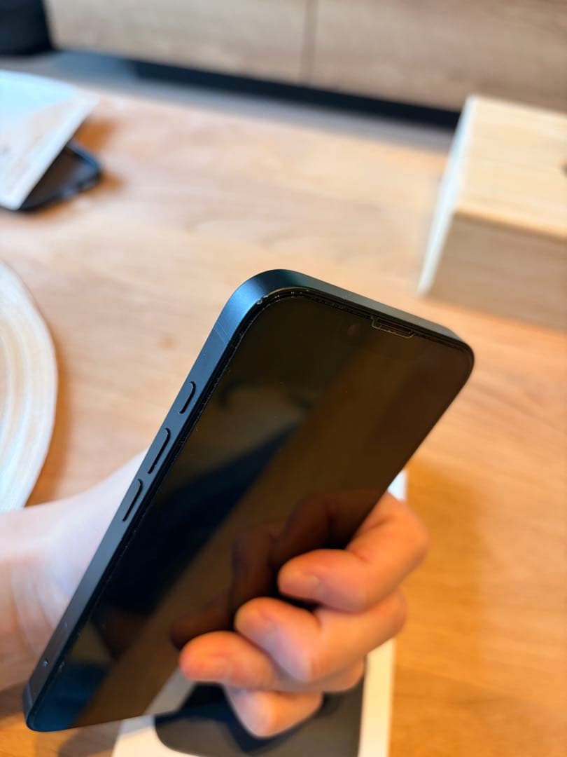 iPhone 16e 128GB ブラック バッテリー容量99%