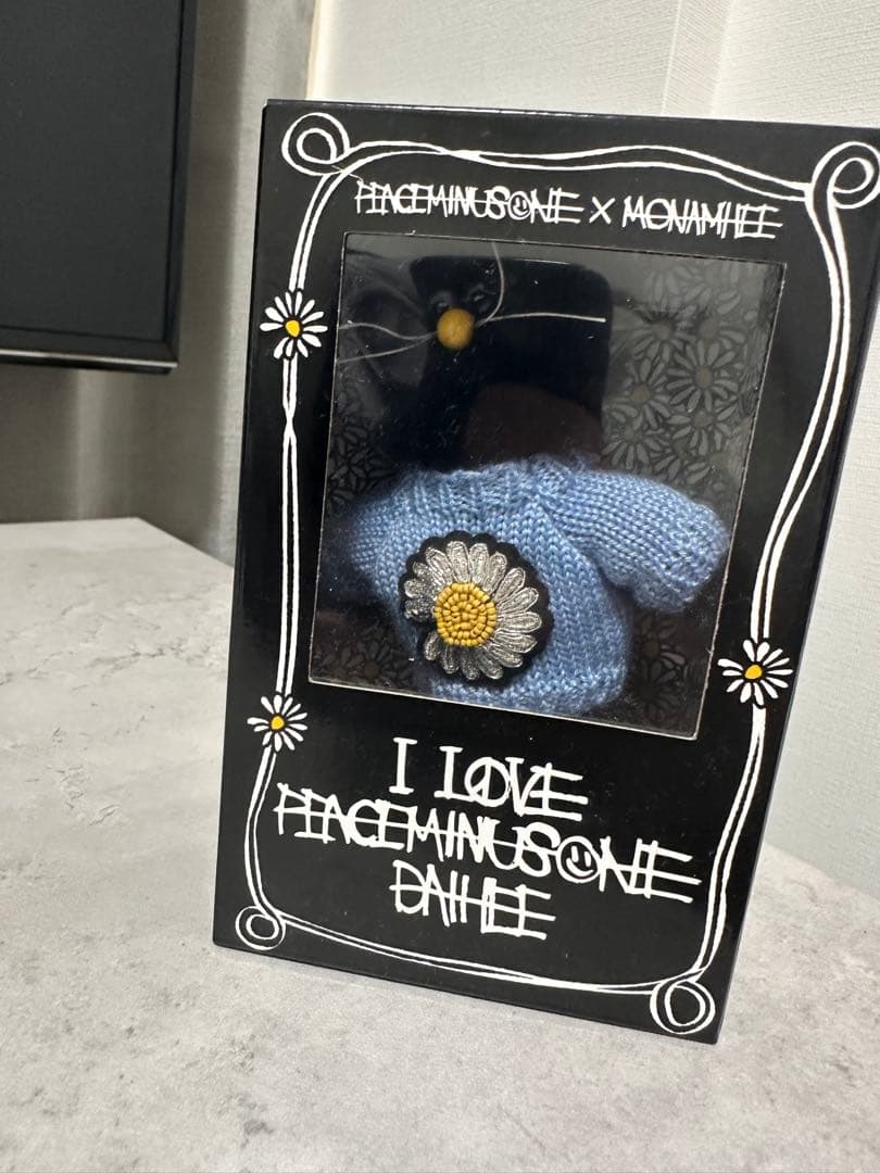 G-DRAGON PEACEMINUSONE MONAMHEE キーリング