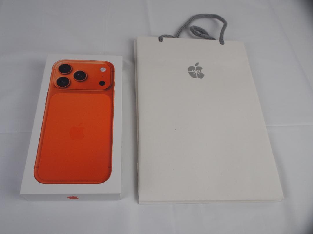 【香港版】 iPhone 17 Pro 512GB コズミックオレンジ