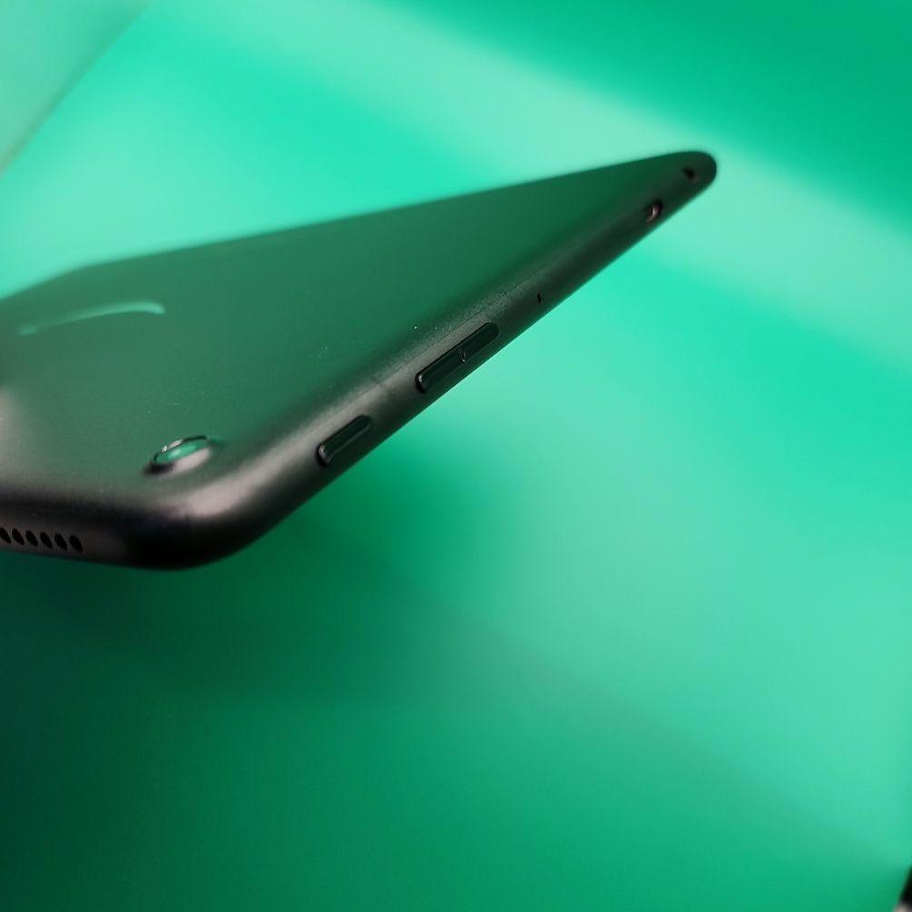 Amazon Fire HD 10 キッズプロ　ギャラクシー