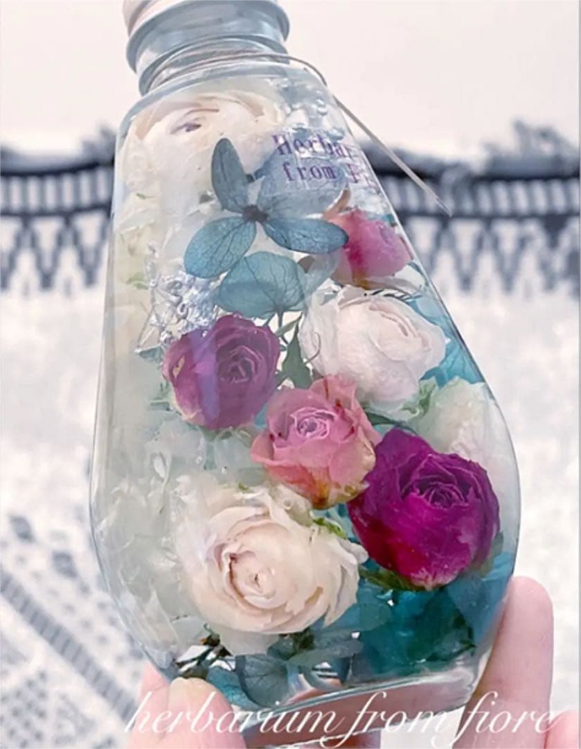 ハーバリウム　ローズガーデン　＊しずく＊　沢山の薔薇達　キラキラかすみ草