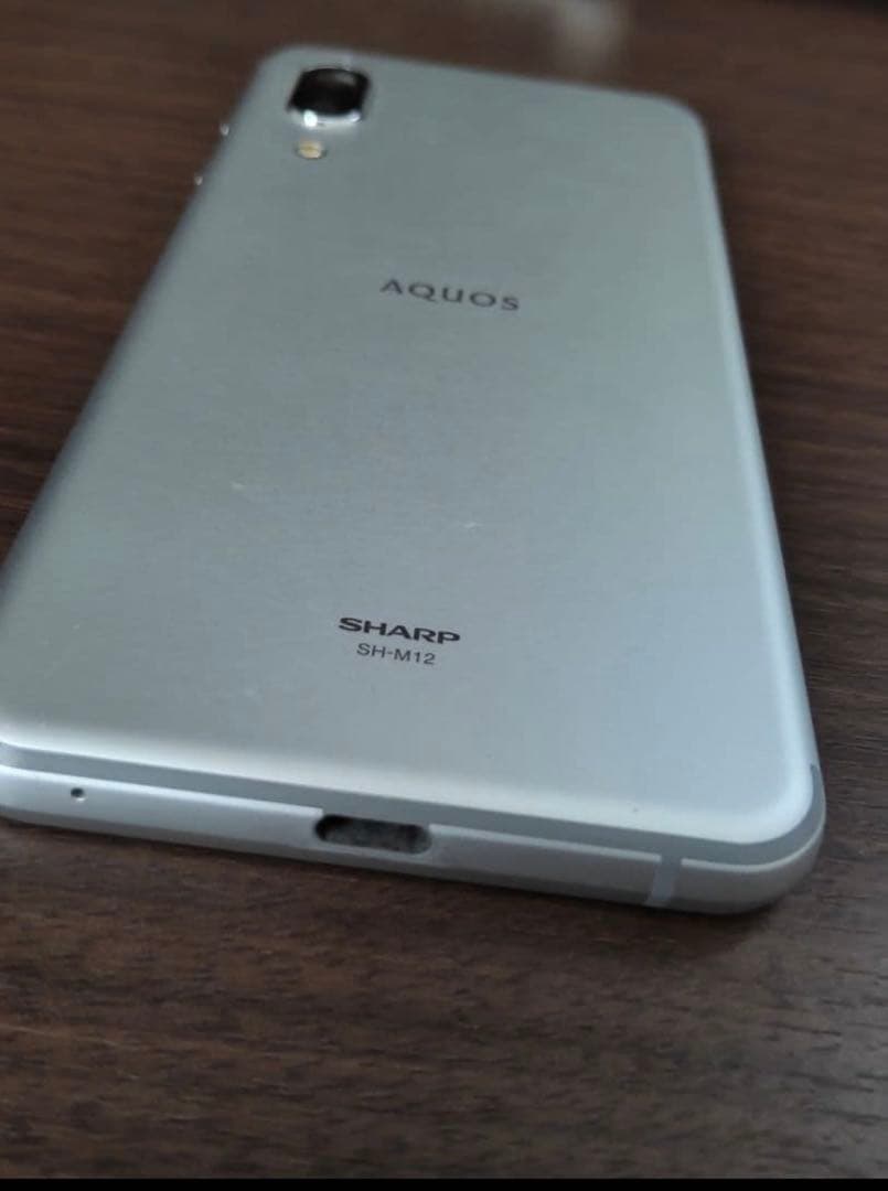AQUOS sense 3 SH-M12 ホワイト 本体 クリアケース付き