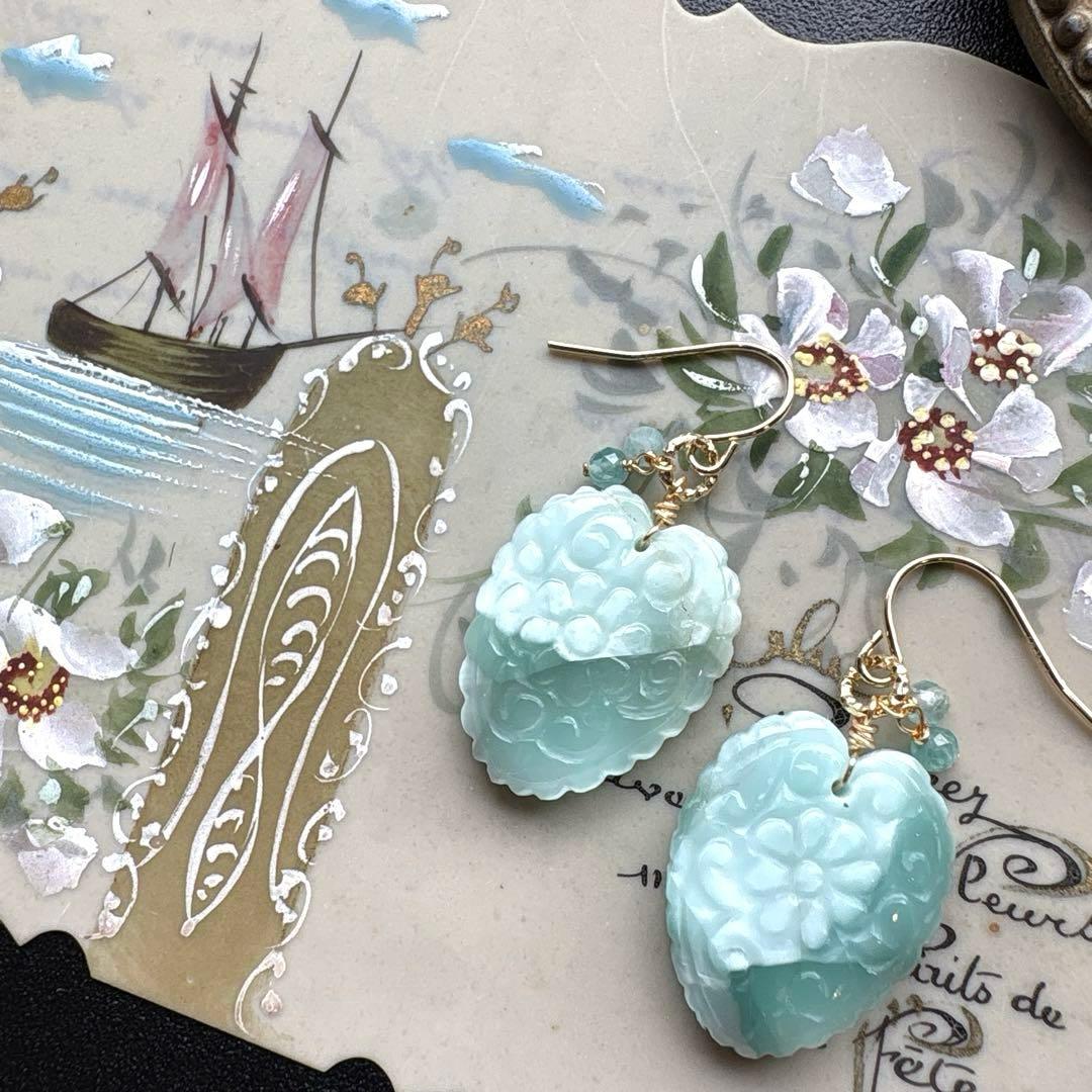 《ハニーフラット様》ヘモミルファイトフィカスリーフカービングピアスorイヤリング