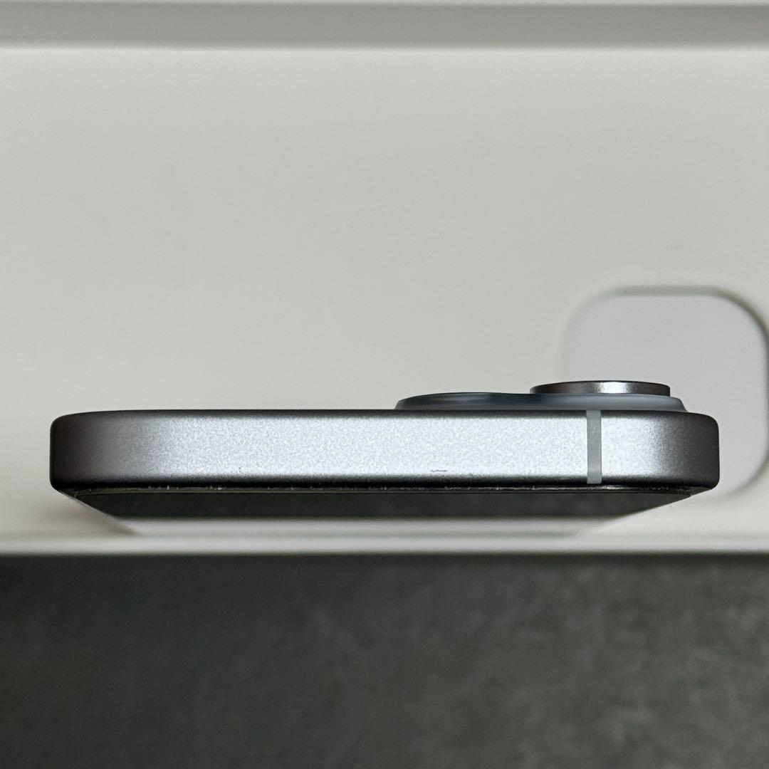 超美品☆ Apple iPhone 15 128GBアップル