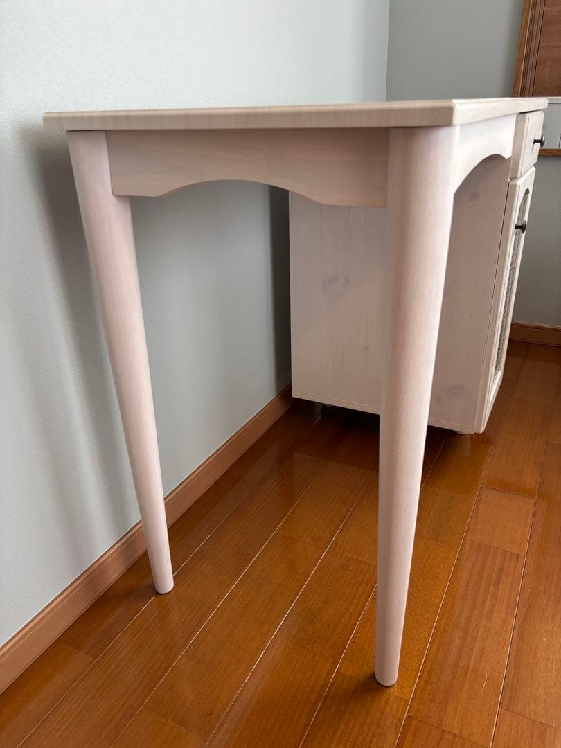 ホワイト木製デスク 引き出し付き