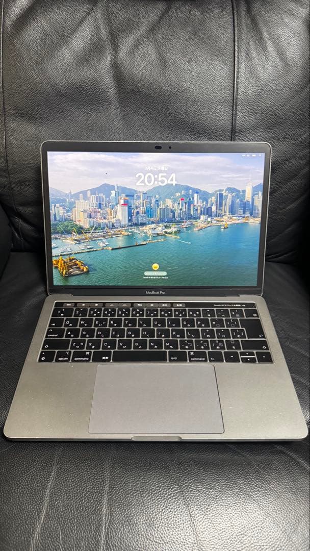 MacBook pro 2019 13インチ